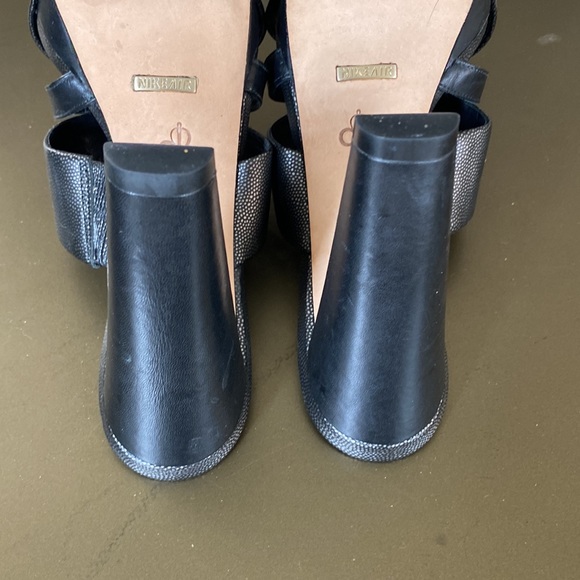 VGUC Cole Haan Platform Sandals - Picture 6 of 8